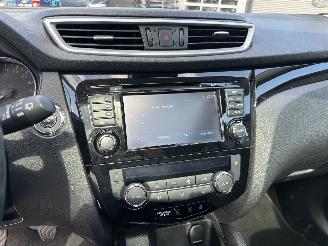 Nissan Qashqai 1.2 N-Connecta picture 15
