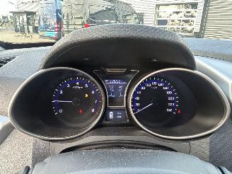Hyundai Veloster 1.6 GDI i-Catcher picture 23