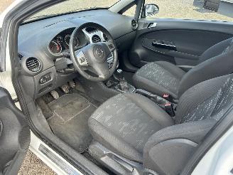 Opel Corsa 1.2-16V Edition picture 9