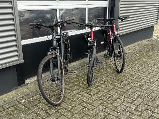 Overige  2x Trek Verve 2 EQ Lowstep 1x Cube Kathmandu picture 2