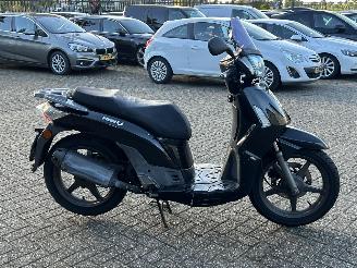 Kymco  People S picture 6