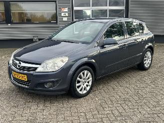 damaged passenger cars Opel Astra 1.4 Temptation 2007/9