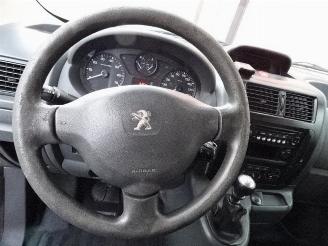 Peugeot Expert 229 2.0 HDI L2H1 DC Profit+ airco picture 14