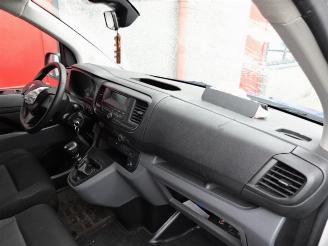 Peugeot Expert 231S 2.0 BlueHDI 120 Premium 3 zits airco picture 19