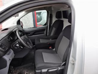 Peugeot Expert 231S 2.0 BlueHDI 120 Premium picture 7