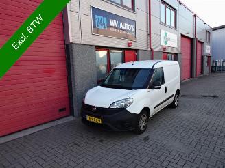 Schade bestelwagen Fiat Doblo Cargo 1.3 MJ L1H1 Actual airco 2015/5