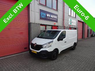 Vrakbiler bedrijf Renault Trafic 1.6 dCi T27 L1H1 Comfort 3 zits airco 2018/1