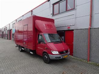 Mercedes  905.6 maxi xxxxl bakwagen met laadklep top staat 144938 km !! picture 4