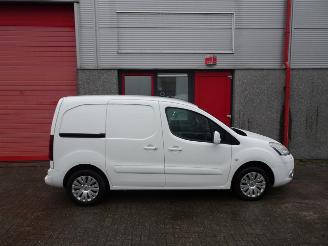 Citroën Berlingo 1.6 e-HDI 500 Club Economy 3 zits airco !!!!!!!! picture 6