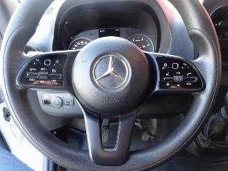 Mercedes Sprinter 314 2.2 CDI L2H2 3 zitter picture 17