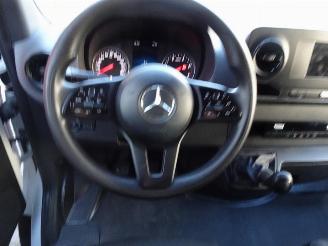Mercedes Sprinter 314 2.2 CDI L2H2 DC 3zits airco picture 13