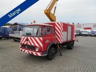 Vrakbiler auto Ford 208 bedford hoogwerker 1970/10