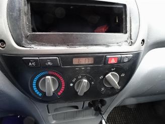 Toyota Rav-4 2.0 D-4D Linea Luna van / lkw airco picture 13