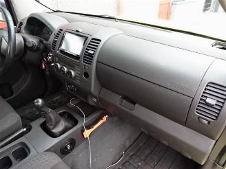 Nissan Navara 2.5 dCi XE Double Cab airco marge !!!!!!!!!!! picture 19