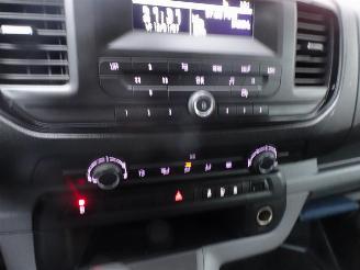 Peugeot Expert 231L 2.0 BlueHDI 120 DC Premium 6 pers airco picture 7