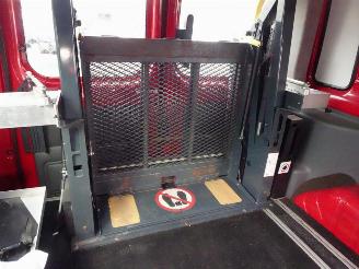 Ford Transit 300S 2.4TDdi rolstoelbus met lift automaat picture 13