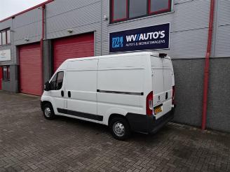 Peugeot Boxer 330 2.0 BlueHDI L2H2 Premium Pack 2 x schuifdeur picture 13