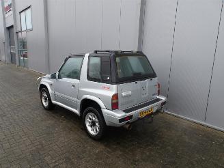 Suzuki Vitara 2.0-16V 4x4 fun cabrio picture 2
