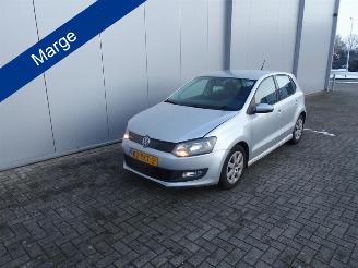 begagnad bil auto Volkswagen Polo 1.2 TDI BlueMotion Comfortline airco parkeer schade kan rijdend mee 2011/2