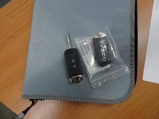 Iveco Daily 35S14 35 -140 hi matic 375 3 zits airco top staat direct inzetbaar bpm vrij picture 17