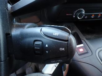 Peugeot Partner 1.5 BlueHDI Premium navi camera airco met opberglades / inrichting picture 19