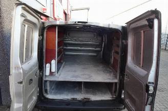 Opel Vivaro 1.9 DI L1H1 3 zits picture 11