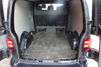 Volkswagen Transporter 2.0 TDI L2H1 DC 4Motion Highline 2 x schuifdeur picture 11