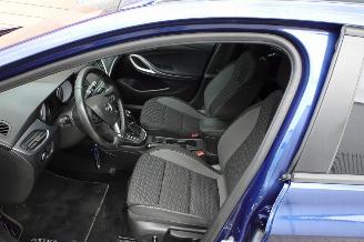 Opel Astra Sports Tourer lkw picture 8