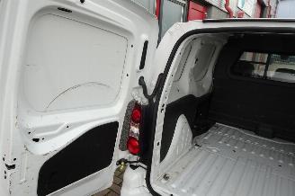 Peugeot Partner 120 1.6 BlueHDi 75 L1 Première 3 zits airco 132722 km !!!!!! picture 24