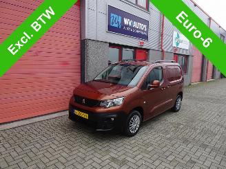 voitures fourgonnettes/vécules utilitaires Peugeot Partner 1.6 BlueHDI Premium navi 2 x schuifdeur airco 2019/1