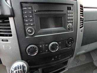 Volkswagen Crafter 35 2.0 TDI L2H2 airco motor schade !!!!!!!!!!!!!!! picture 8