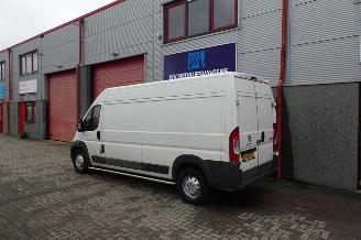Peugeot Boxer 435 2.0 BlueHDI L3H3 Pro DIEFSTAL SCHADE picture 2