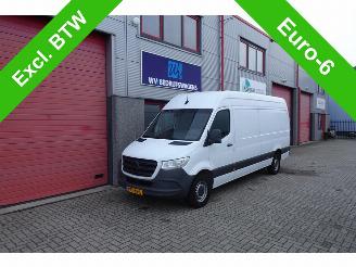 skadebil bedrijf Mercedes Sprinter 315 1.9 CDI L4H3 RWD maxi 3 zits 2022/5