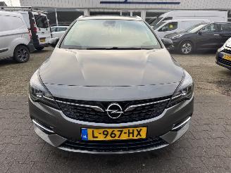 Opel Astra SPORTS TOURER+ picture 2