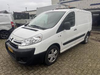 krockskadad bil bedrijf Citroën Jumpy Dangel 4X4 2017/2