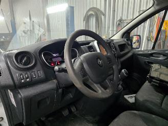 Renault Trafic L2 H1 2.0 DCi Koppeling defect picture 7