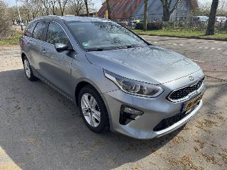 Kia Ceed  picture 3