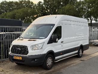 Ford Transit  picture 1