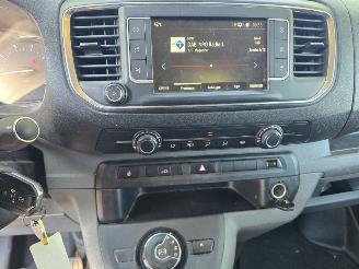 Opel Vivaro Lang 2.0CDTi Koelwagen picture 9
