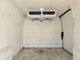 Opel Vivaro Lang 2.0CDTi Koelwagen picture 13