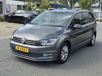 okazja samochody osobowe Volkswagen Touran  2016/7