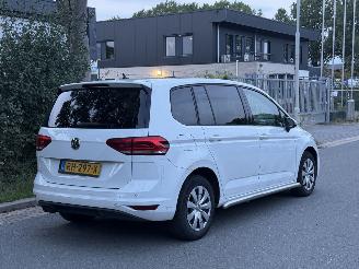 Volkswagen Touran  picture 5