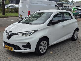 Coche accidentado Renault Zoé R110 52 KWH 2020/8