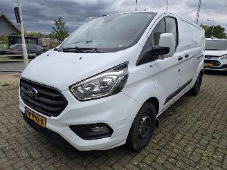 skadebil auto Ford Transit Custom Lang 2.0 TDCi 96 KW 2022/4