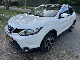 krockskadad bil auto Nissan Qashqai  2017/1