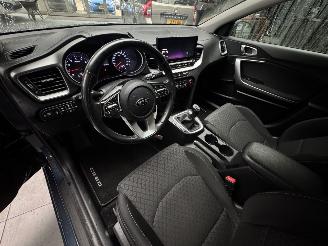 Kia Ceed  picture 11