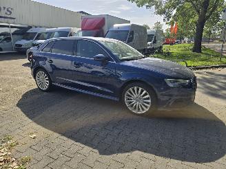 Vaurioauto  passenger cars Audi A3 Sportback 1.4 e-tron Ambition 2015/7