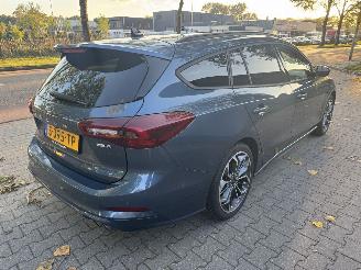 Ford Focus  picture 4