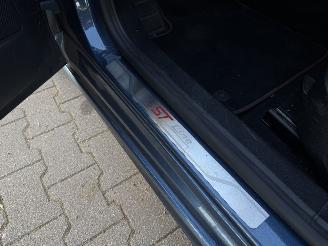Ford Focus  picture 12
