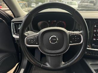 Volvo V-60  picture 11